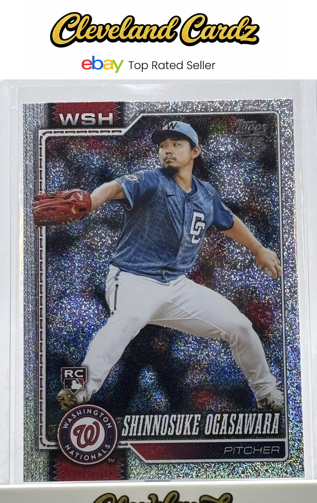 2026 Topps #32 Shinnosuke Ogasawara Sandglitter