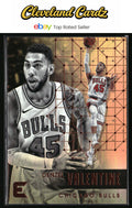 2017-18 Panini Essentials #38 Denzel Valentine